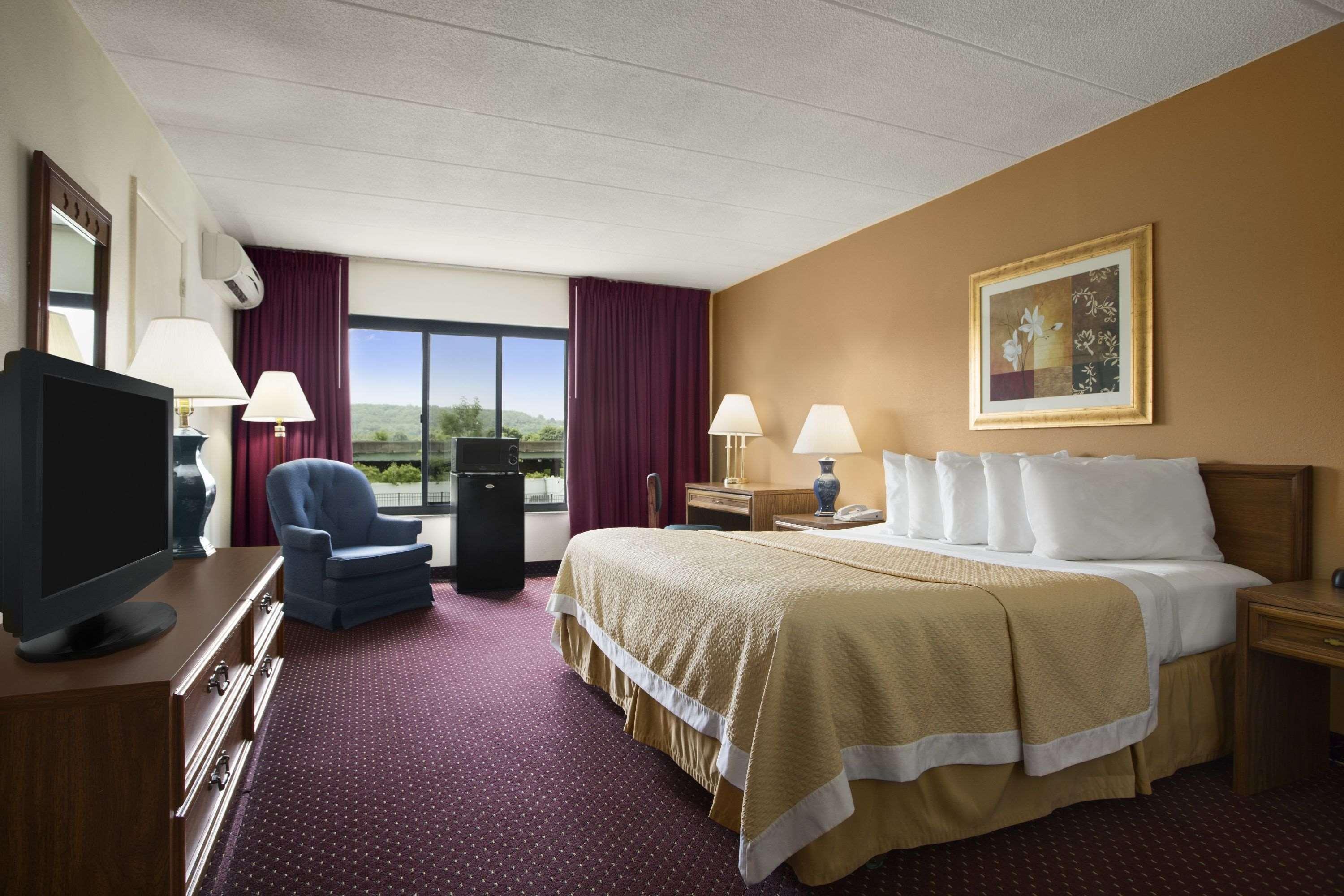 Ramadaby Wyndham Pittsburgh-new Stanton 3* New Stanton