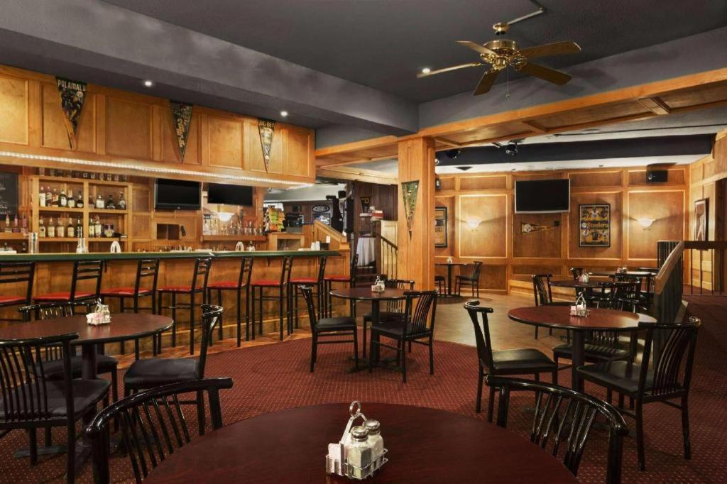 Hotel Ramadaby Wyndham Pittsburgh-new Stanton 3*